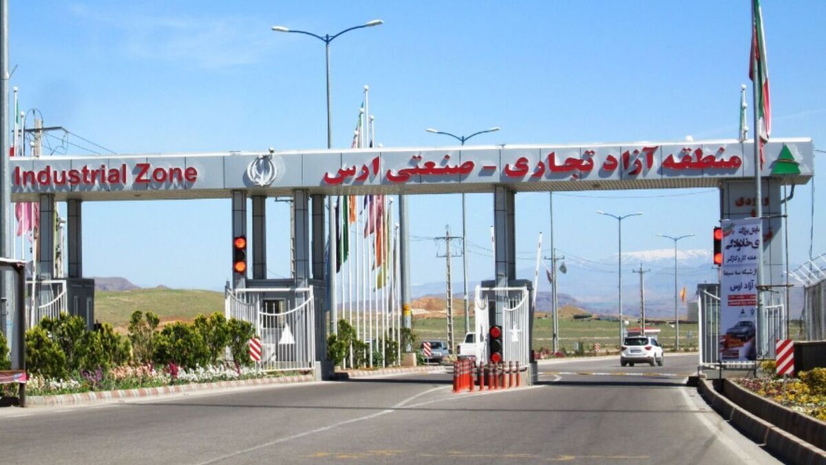 باشگاه خبرنگاران -تقویت ترانزیت خشکی کشور با راه اندازی مرکز لجستیک مرزی ارس