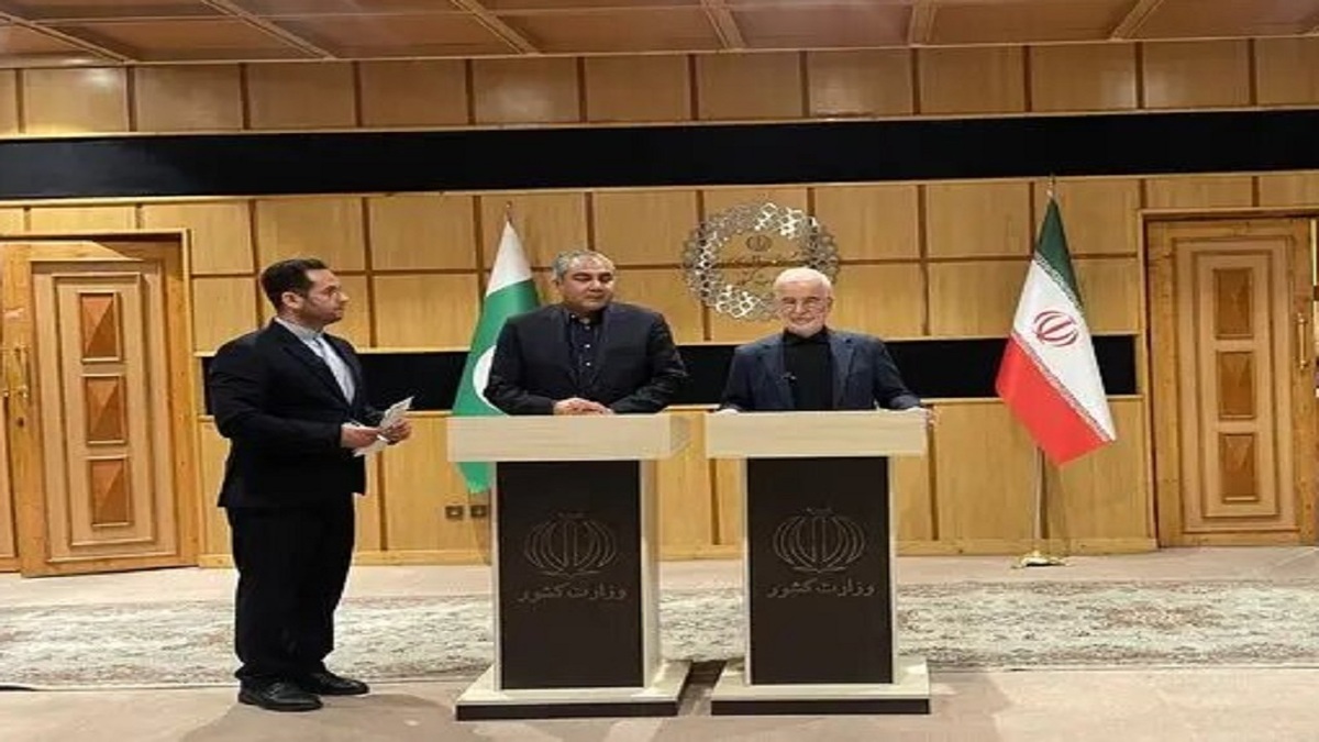 باشگاه خبرنگاران -انتقال پیام نخست‌وزیر و فرمانده ارتش پاکستان به پزشکیان