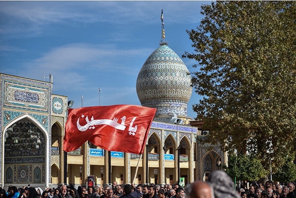 باشگاه خبرنگاران -اشک ماتم زائران شاهچراغ(ع) در رثای امام رئوف + فیلم