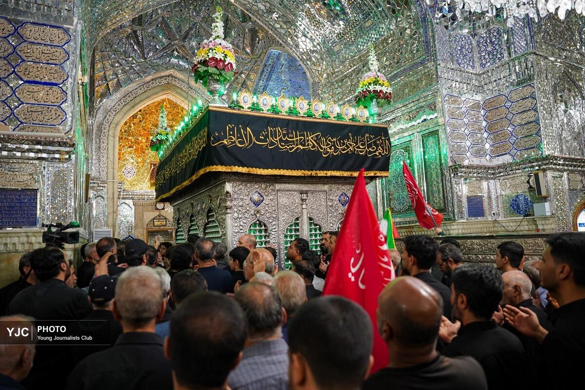 باشگاه خبرنگاران -فارس در سوگ امام مهربانی‌ها؛ شاهچراغ(ع) میزبان عزاداران رضوی + تصاویر