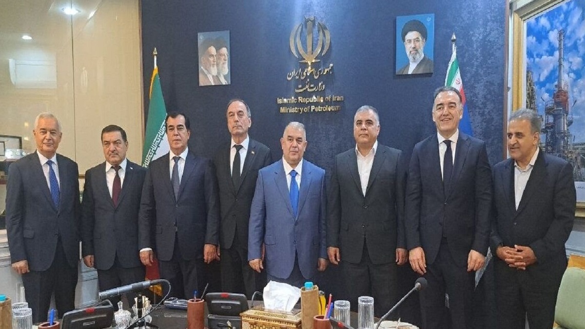 باشگاه خبرنگاران -تهران و دوشنبه قرارداد بلندمدت همکاری در حوزه انرژی امضا می‌کنند