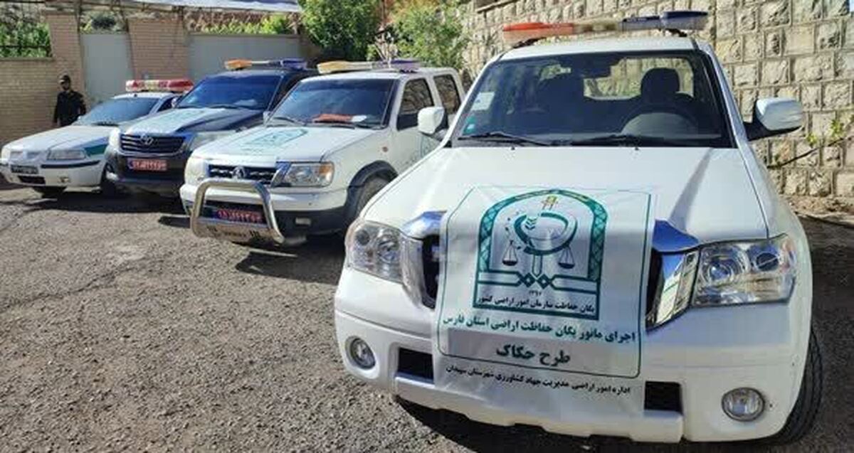 باشگاه خبرنگاران -۳ هزار مترمربع ساخت‌وساز غیرمجاز کشاورزی در شیراز تخریب شد