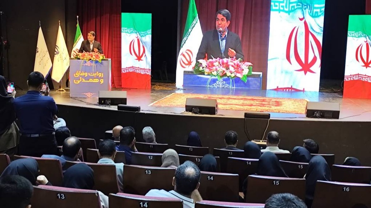 باشگاه خبرنگاران -از ۵۷۵ رسانه تا کارگروه اقتصادی؛ روز خبرنگار در کرمان به تریبون مطالبه‌گری تبدیل شد