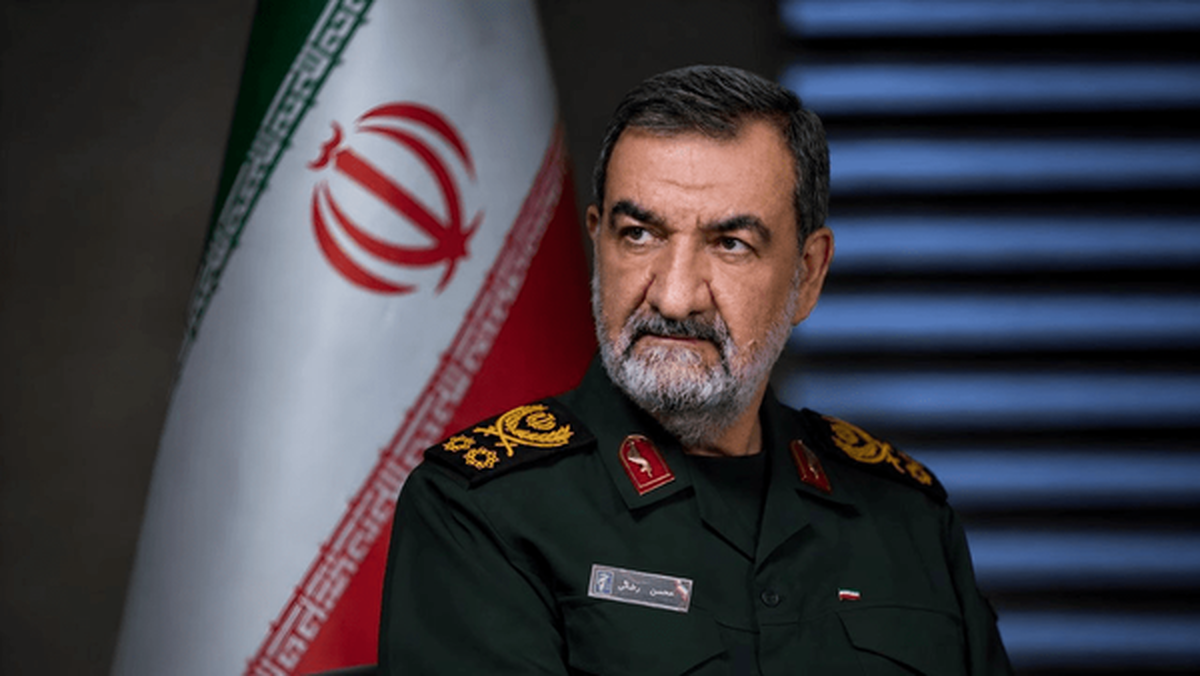 مصاحبه‌ای از محسن رضایی در میانه جنگ + فیلم