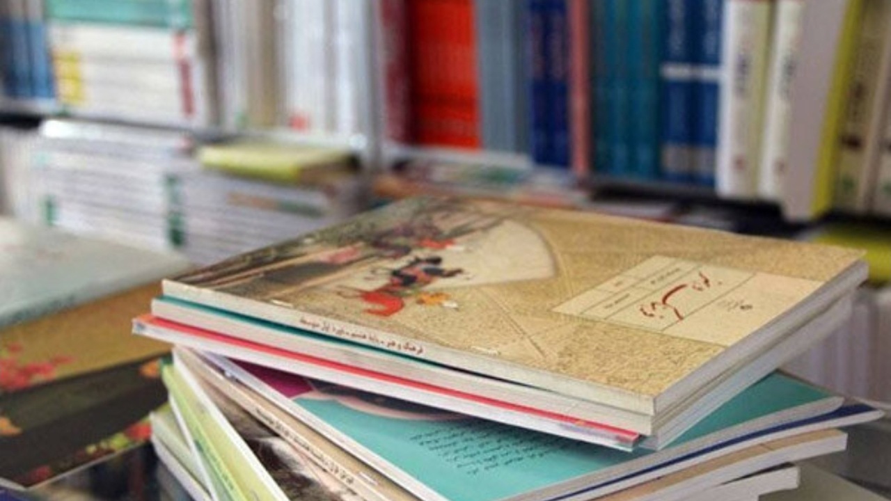 فروش کتب درسی دانش&zwnj;آموزان صرفا از سامانه فروش مواد آموزشی مقدور است