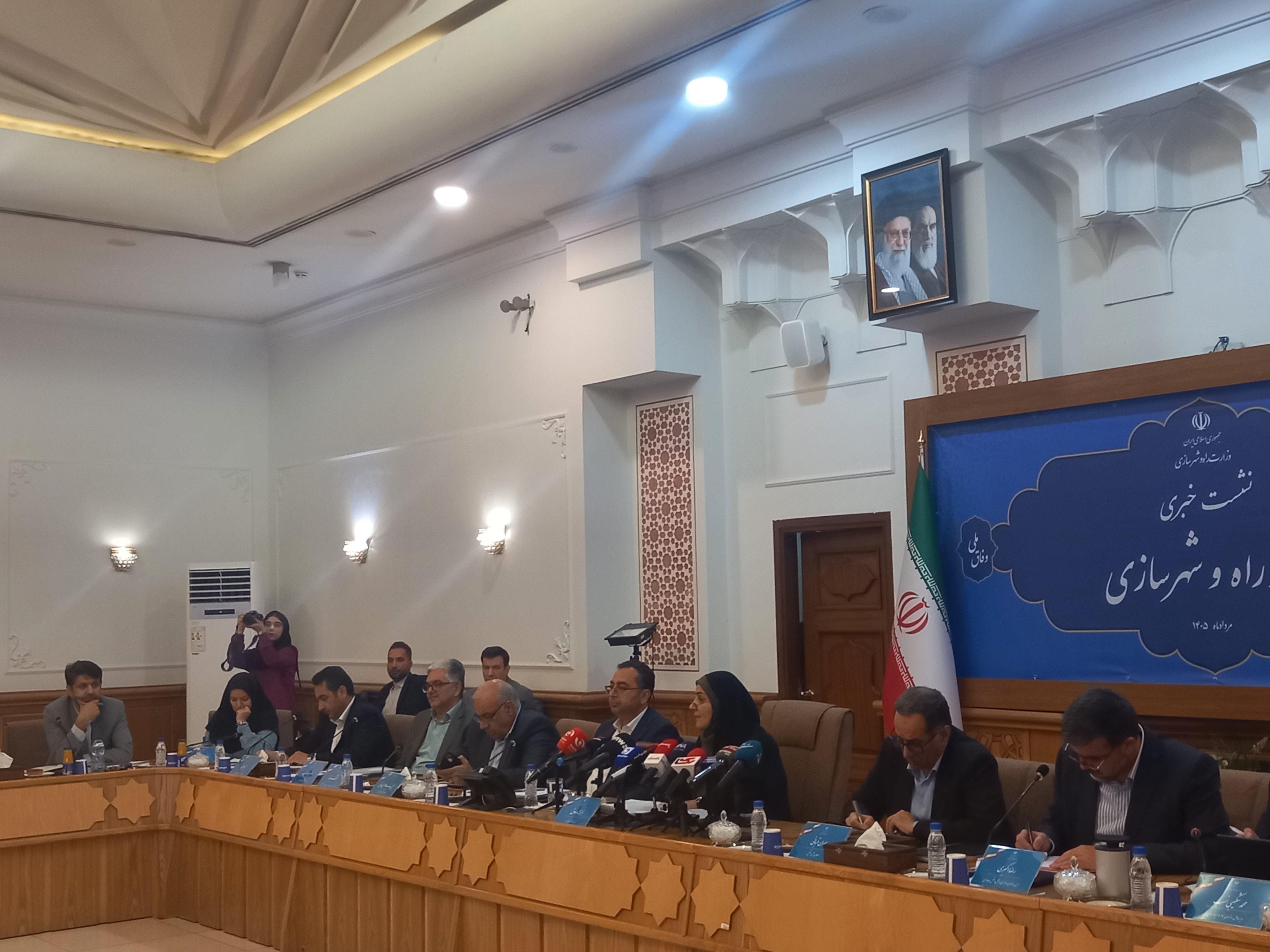 آسیب به ۱۰۰ فروند هواپیمای غیر نظامی در جنگ تحمیلی/۵ هزار واحد مسکن استیجاری در هفته دولت کلید می&zwnj;خورد +فیلم