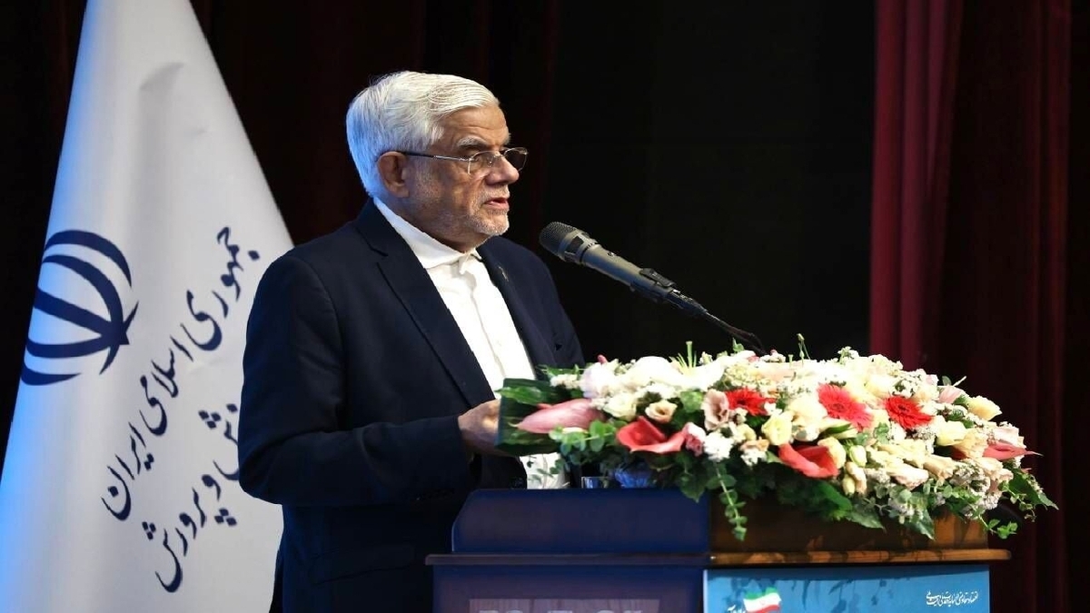 باشگاه خبرنگاران -عارف: ایران باید در جمع ۱۰ کشور برتر هوش مصنوعی قرار گیرد