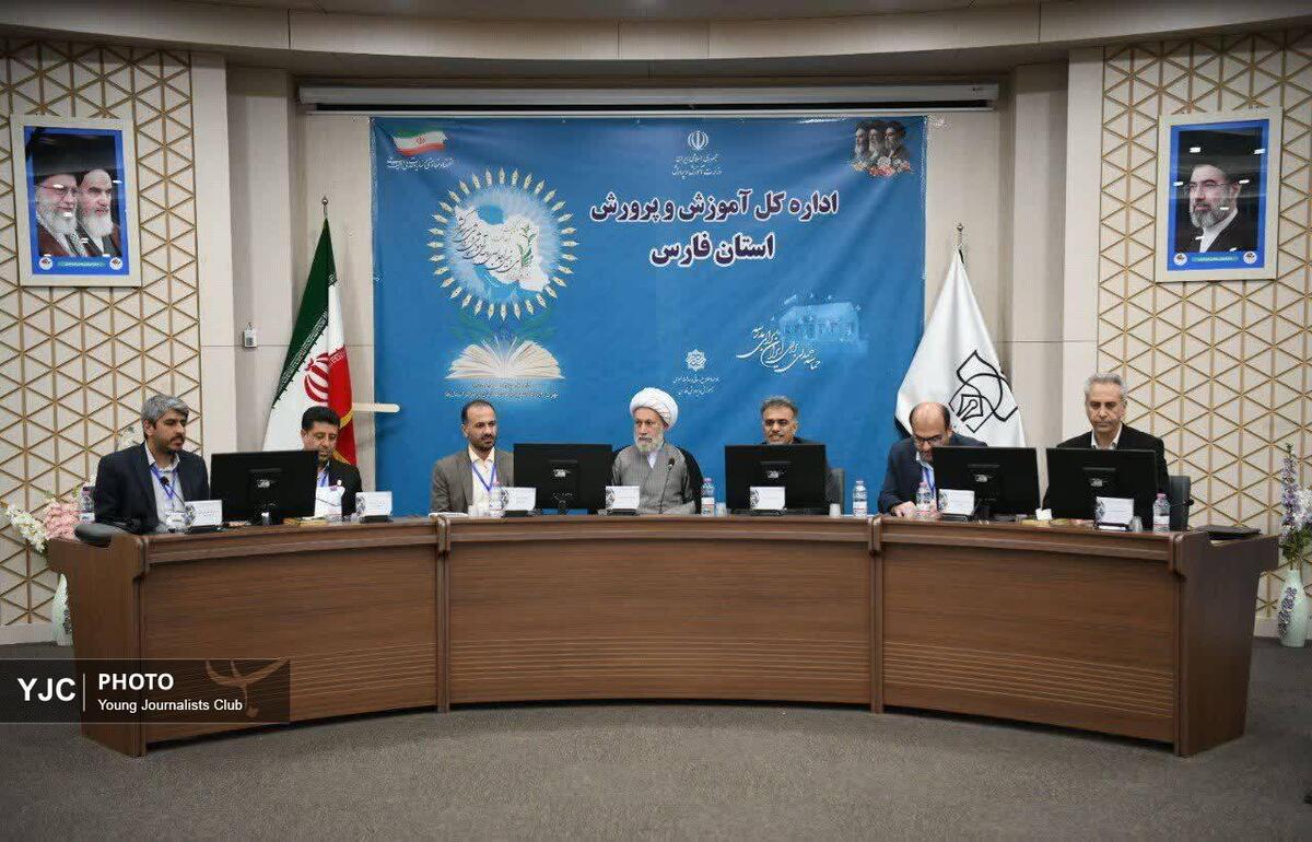 باشگاه خبرنگاران -هشدار دژکام درباره کم‌توجهی به آموزش‌های تربیتی در مدارس