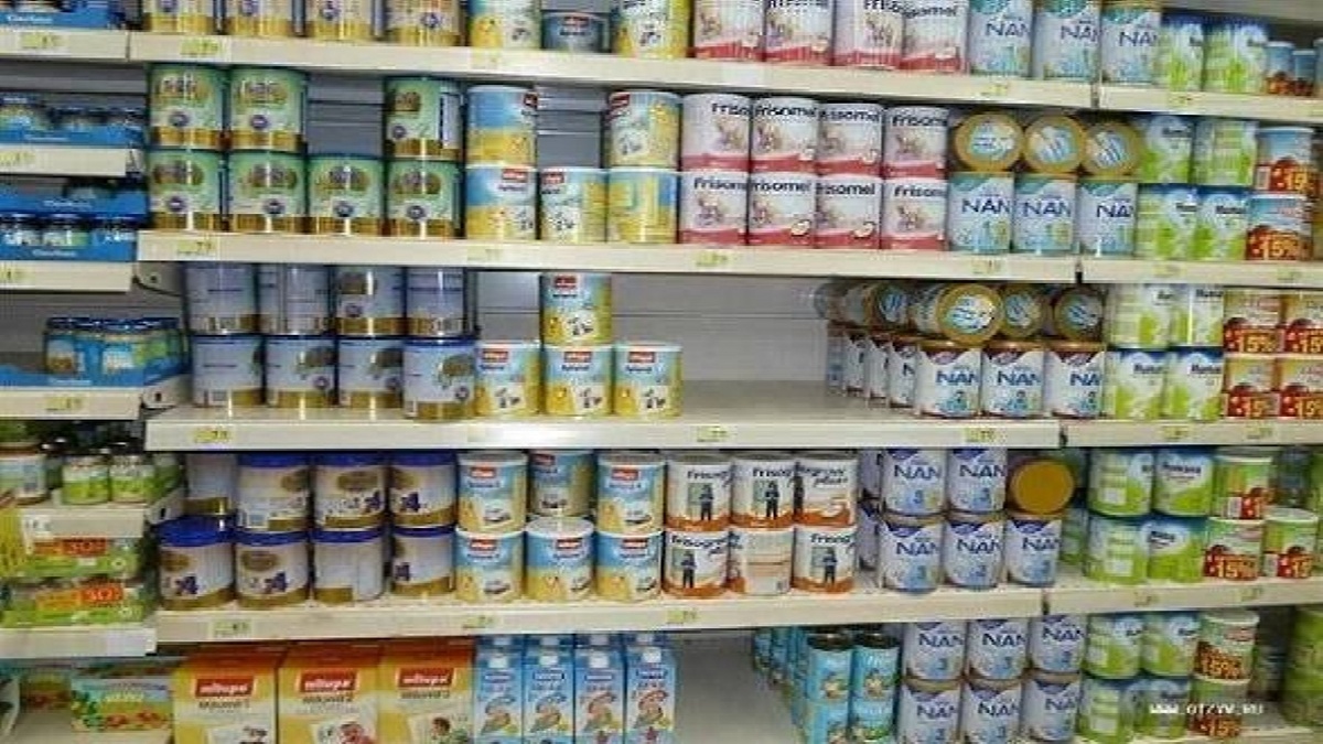 باشگاه خبرنگاران -توزیع بیش از یک میلیون و ۳۲۶ هزار قوطی شیرخشک در سطح داروخانه های آذربایجان غربی