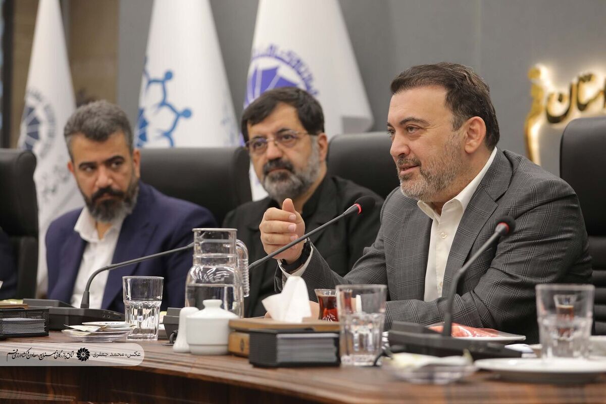 باشگاه خبرنگاران -معاون وزیر کشور: از ظرفیت خالی صنایع برای رونق تولید استفاده شود
