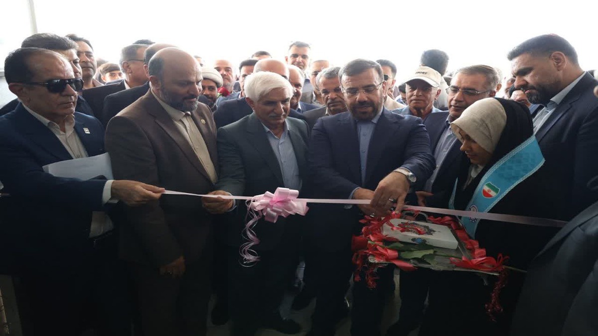 باشگاه خبرنگاران -از آغاز عملیات اجرایی تعریض محور کازرون - قائمیه تا بهره برداری از دبیرستان خیرساز