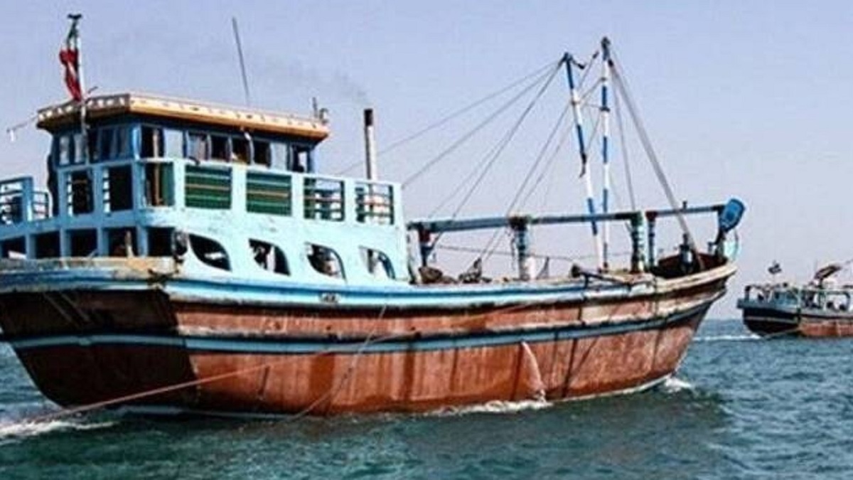 باشگاه خبرنگاران -کشف ۷۶ هزار لیتر سوخت قاچاق در آب‌های شمال خلیج فارس
