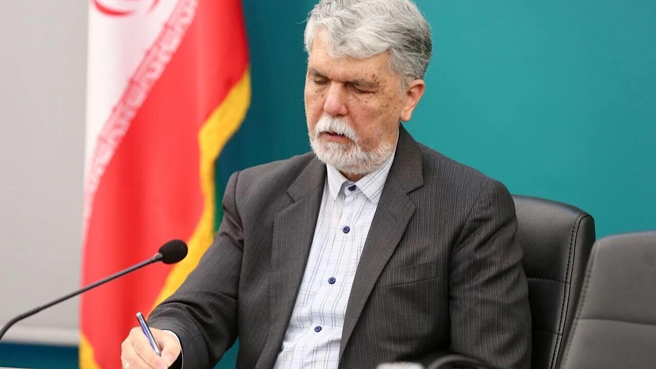 نام اکبر عبدی در حافظه فرهنگی مردم ایران زنده خواهد ماند