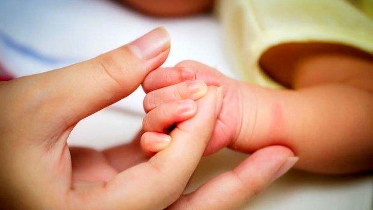 تولدی که میان راه رقم خورد؛ مادر و دختر سالم به مقصد رسیدند