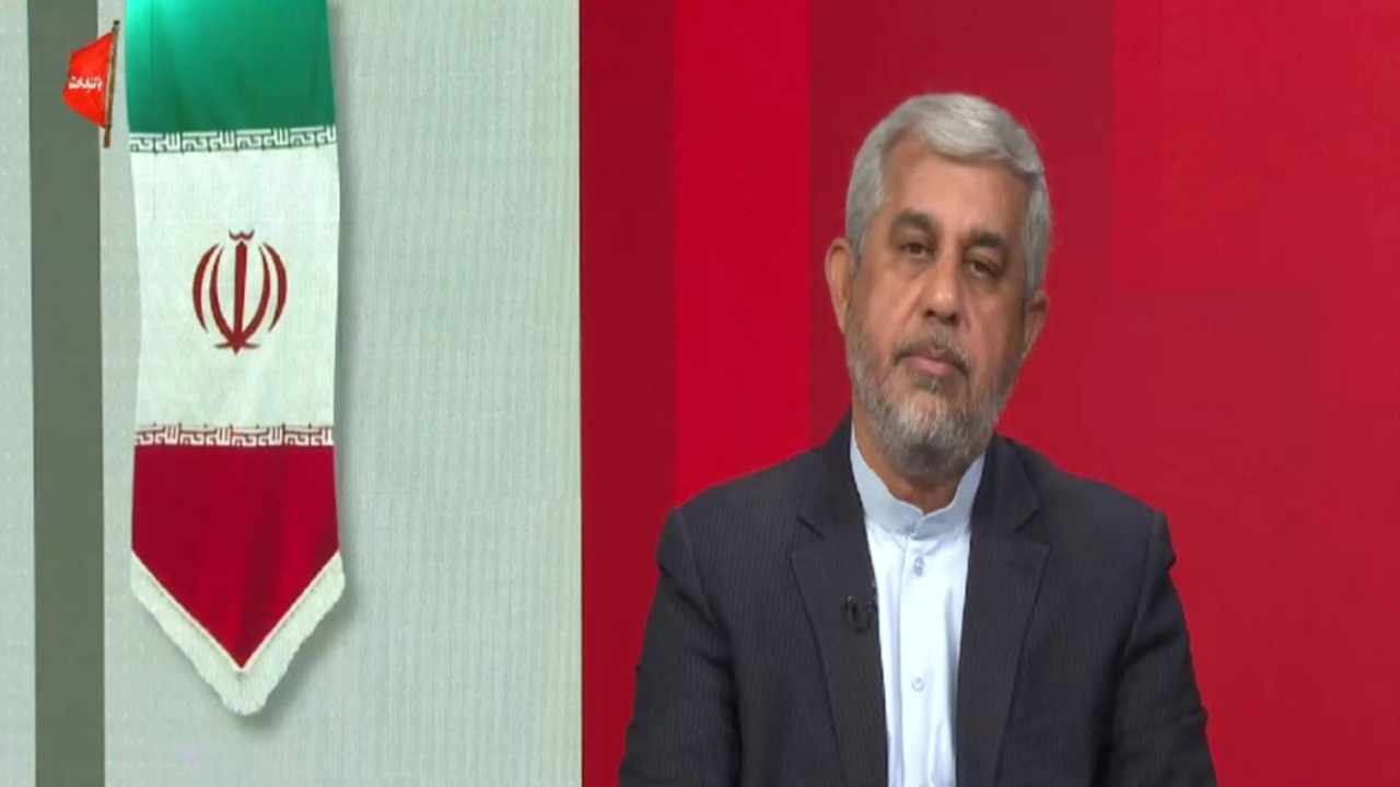 عمان باید مسیری که ایران در تنگه هرمز مشخص می‌کند را بپذیرد