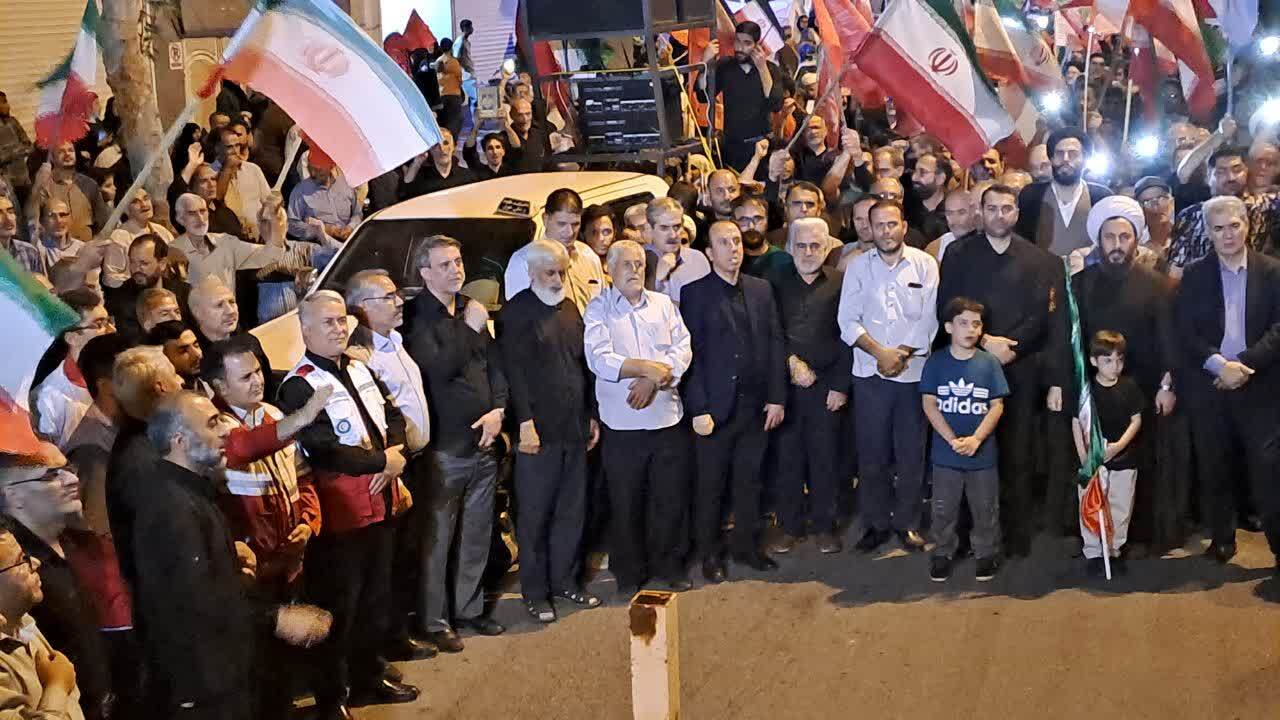 تجمع خونخواهی رهبر شهید انقلاب به سبک مردم انقلابی خوی تجمع خونخواهی رهبر شهید انقلاب به سبک مردم انقلابی خوی