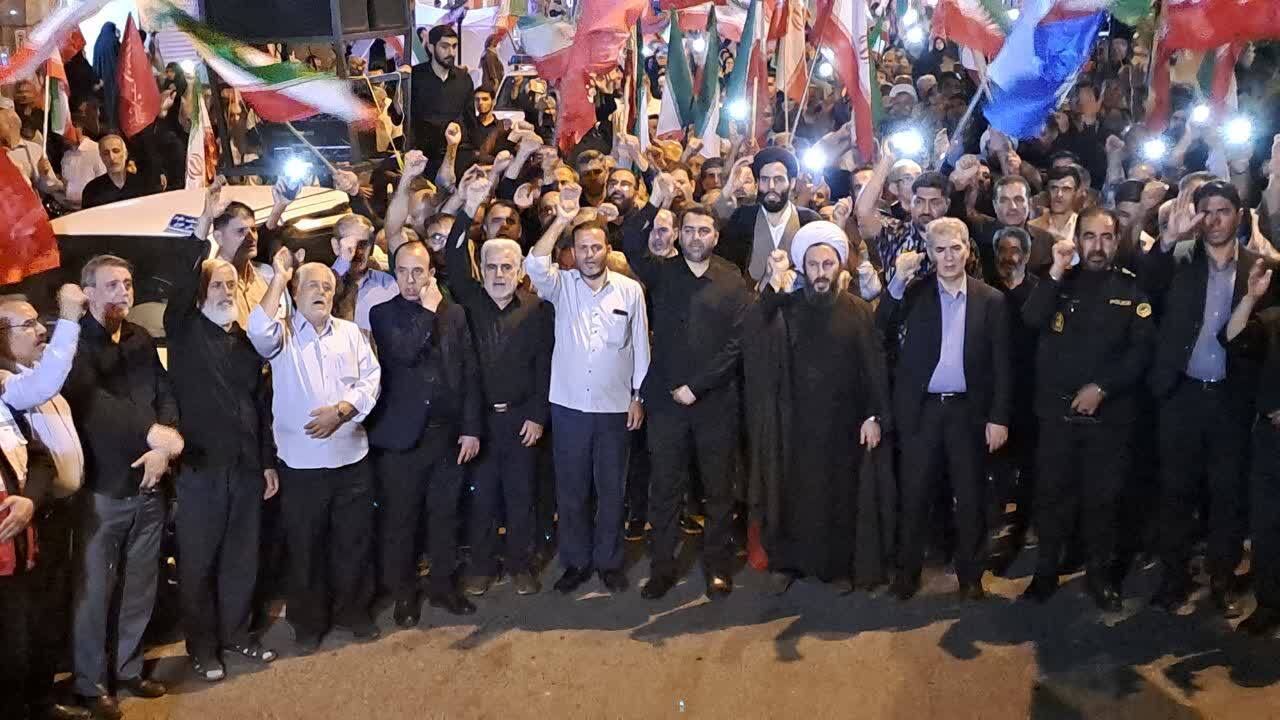 تجمع خونخواهی رهبر شهید انقلاب به سبک مردم انقلابی خوی تجمع خونخواهی رهبر شهید انقلاب به سبک مردم انقلابی خوی