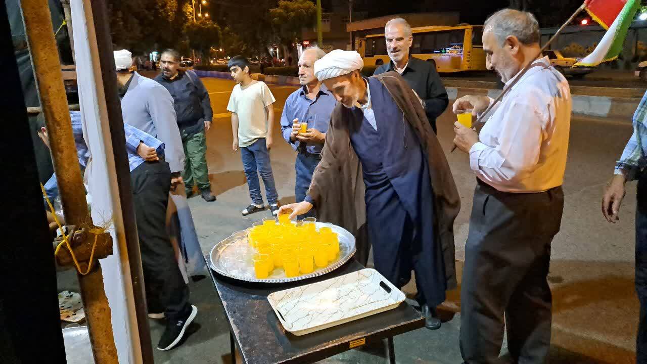 تجمع خونخواهی رهبر شهید انقلاب به سبک مردم انقلابی خوی تجمع خونخواهی رهبر شهید انقلاب به سبک مردم انقلابی خوی