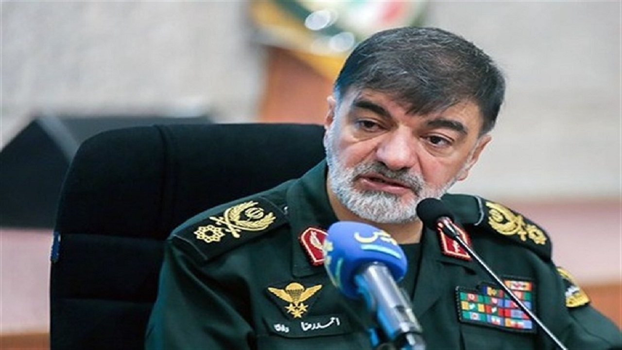 دیدار سردار رادان با خانواده شهیدان لاریجانی، نصیرزاده و سلیمانی