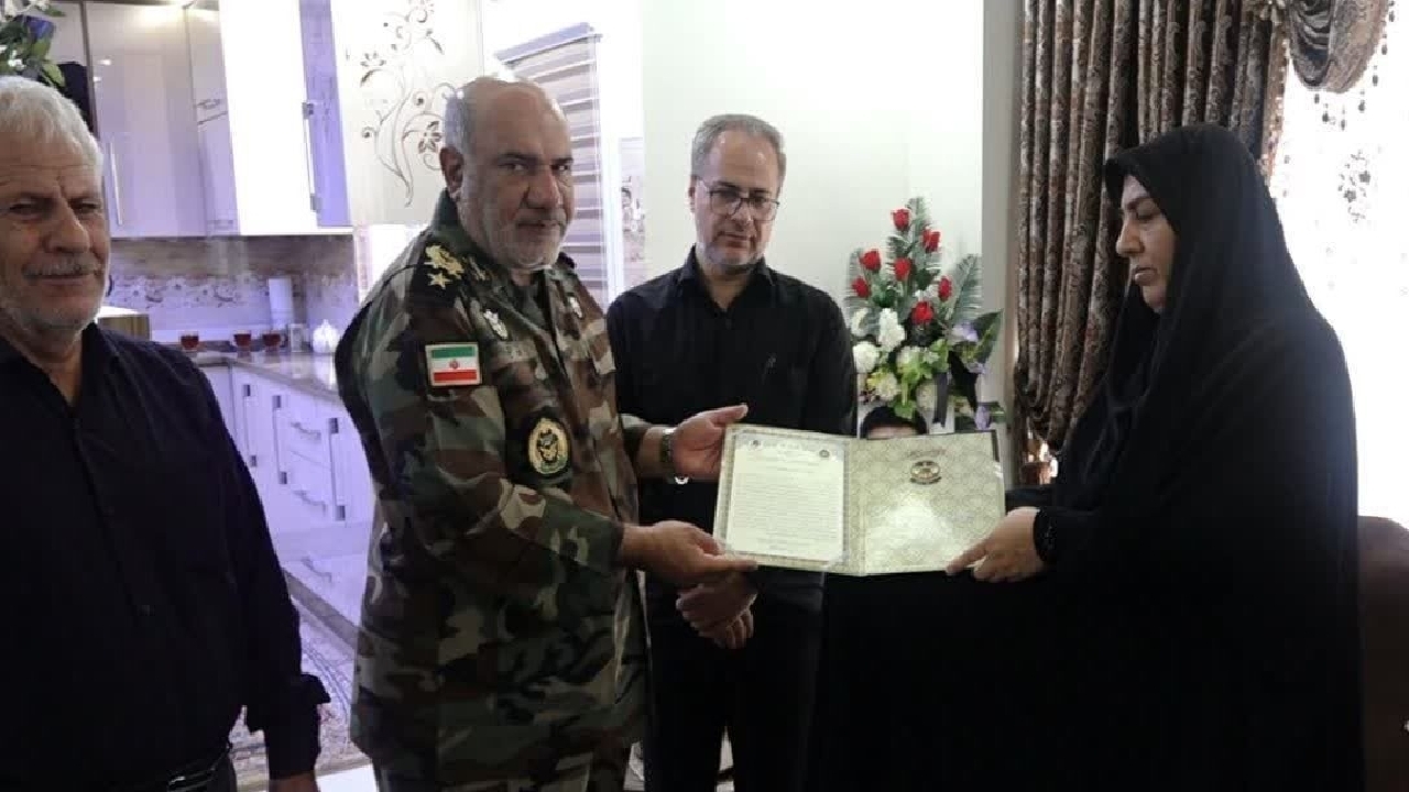 جانشین نیروی زمینی ارتش: راه شهدا را با اقتدار ادامه خواهیم داد