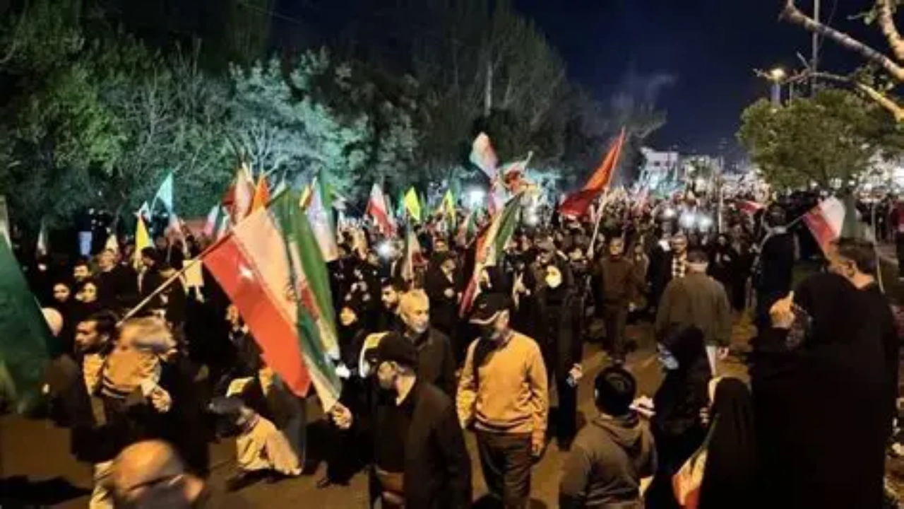 نگاهی به تداوم تجمعات شبانه وطن دوستی مردم شهباز + فیلم