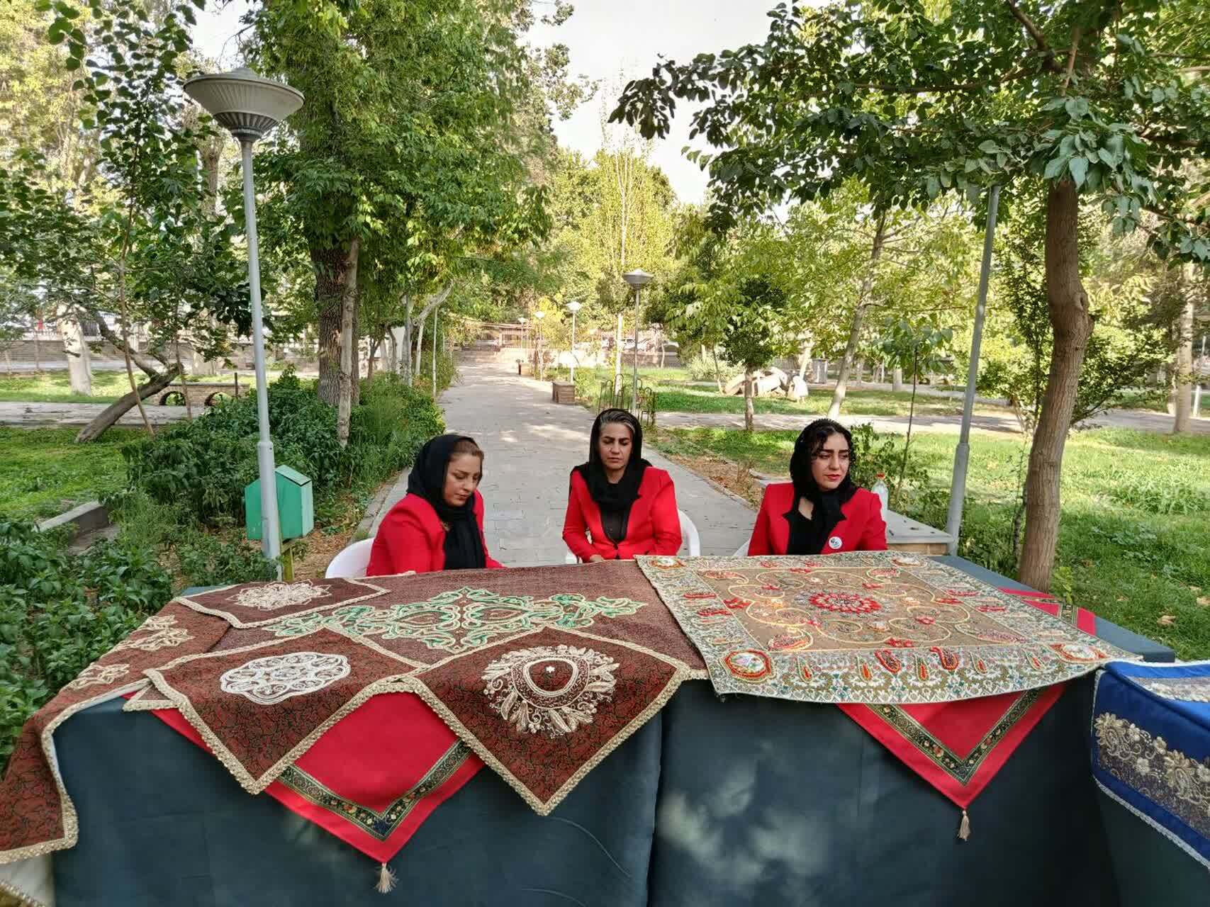 مراسم گرامیداشت روز قزوین از لنز دوربین شهروندخبرنگار مراسم گرامیداشت روز قزوین از لنز دوربین شهروندخبرنگار