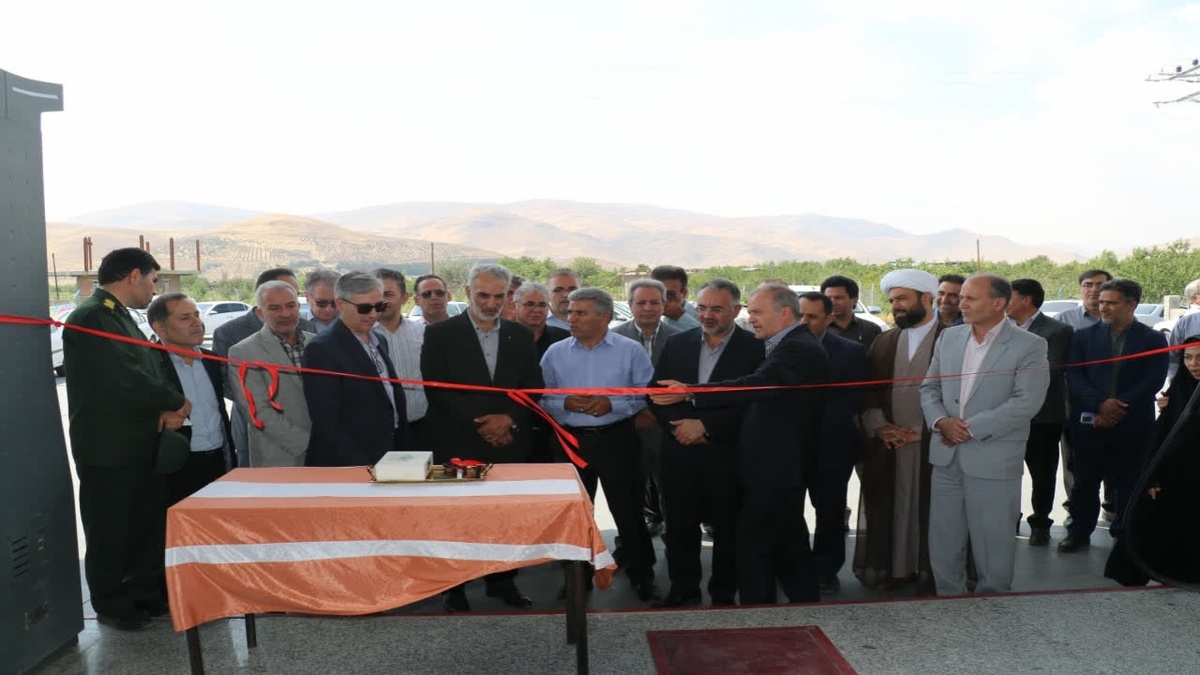 باشگاه خبرنگاران -افتتاح دو باب جایگاه عرضه فرآورده های نفتی در جنوب آذربایجان غربی