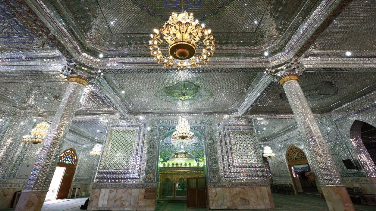 گشت و گذاری به آستان مقدس حضرت سلطان ولی بن موسی الکاظم (ع) در راوند + فیلم