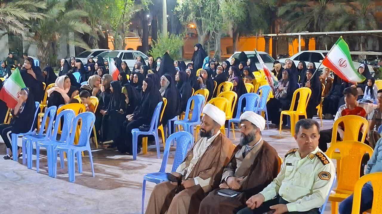تجمع شبانه مردم آبدان در حمایت از همبستگی ملی