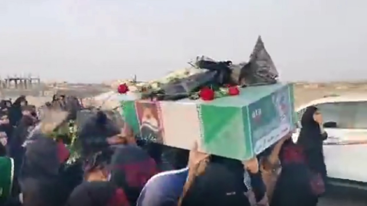 تشییعی از جنس اشک و غیرت در کوهستک سیریک