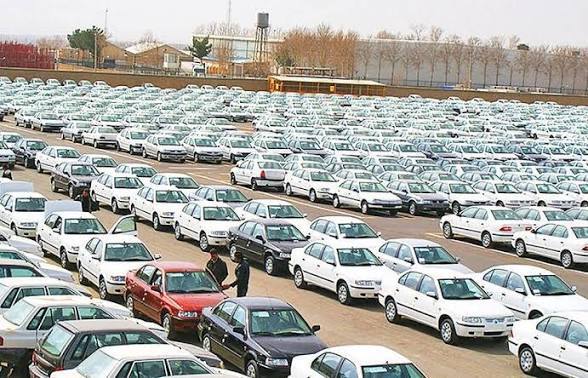 بازار خودرو در مسیر گرانی/ ارز اسقاط و ابهام واردات زیر پای قیمت‌ها را خالی کرد
