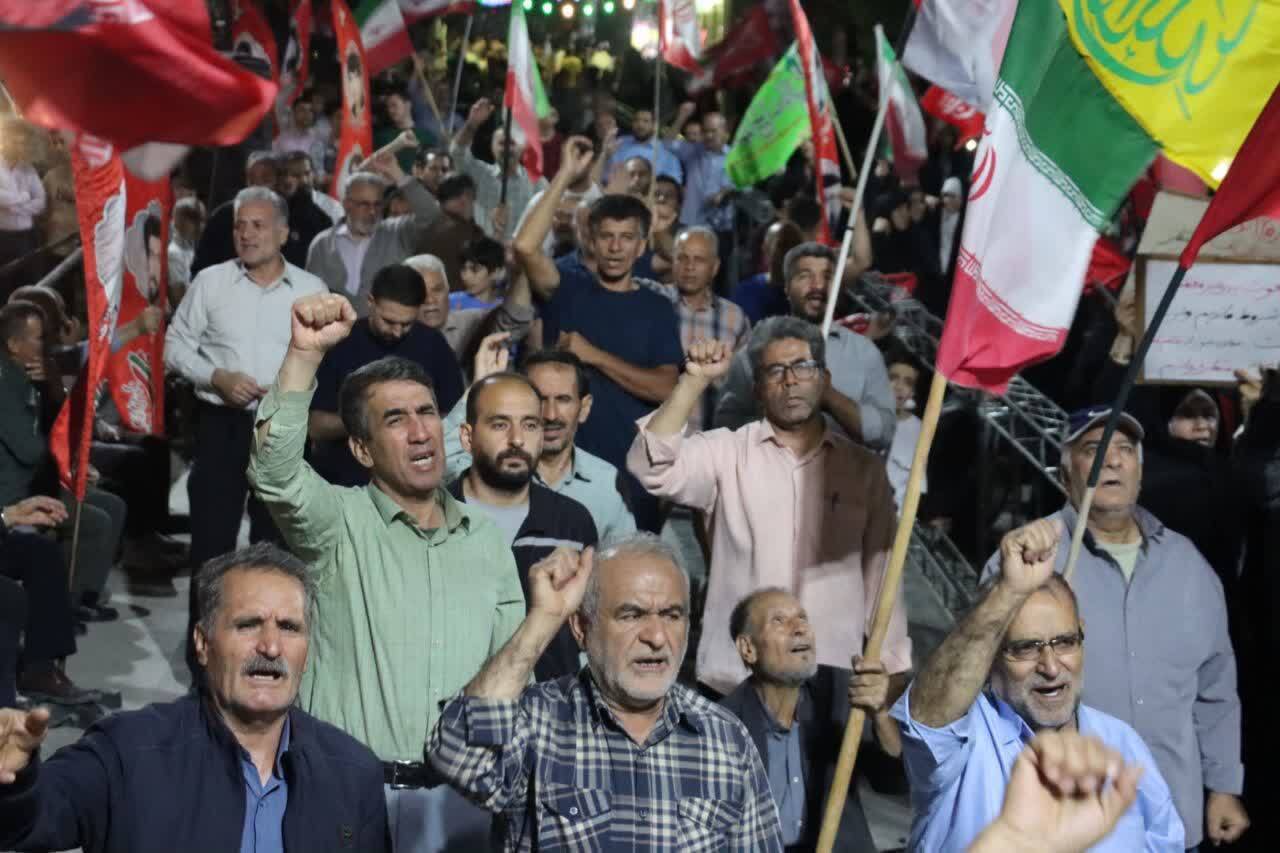 ایستادگی مردم انقلابی ماهدشت مقابل دشمنان در میدان مقاومت ایستادگی مردم انقلابی ماهدشت مقابل دشمنان در میدان مقاومت