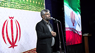 تحلیل خبر: اجتماع شبانه مردم رشت جلوه‌ای از همبستگی و مقاومت است | باشگاه خبرنگاران جوان - کد dcb5