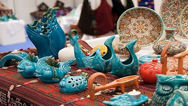 تحلیل خبر: گشایش نخستین نمایشگاه منطقه ای صنایع دستی و هنر‌های سنتی ایران در قم | باشگاه خبرنگاران جوان - کد 3f30