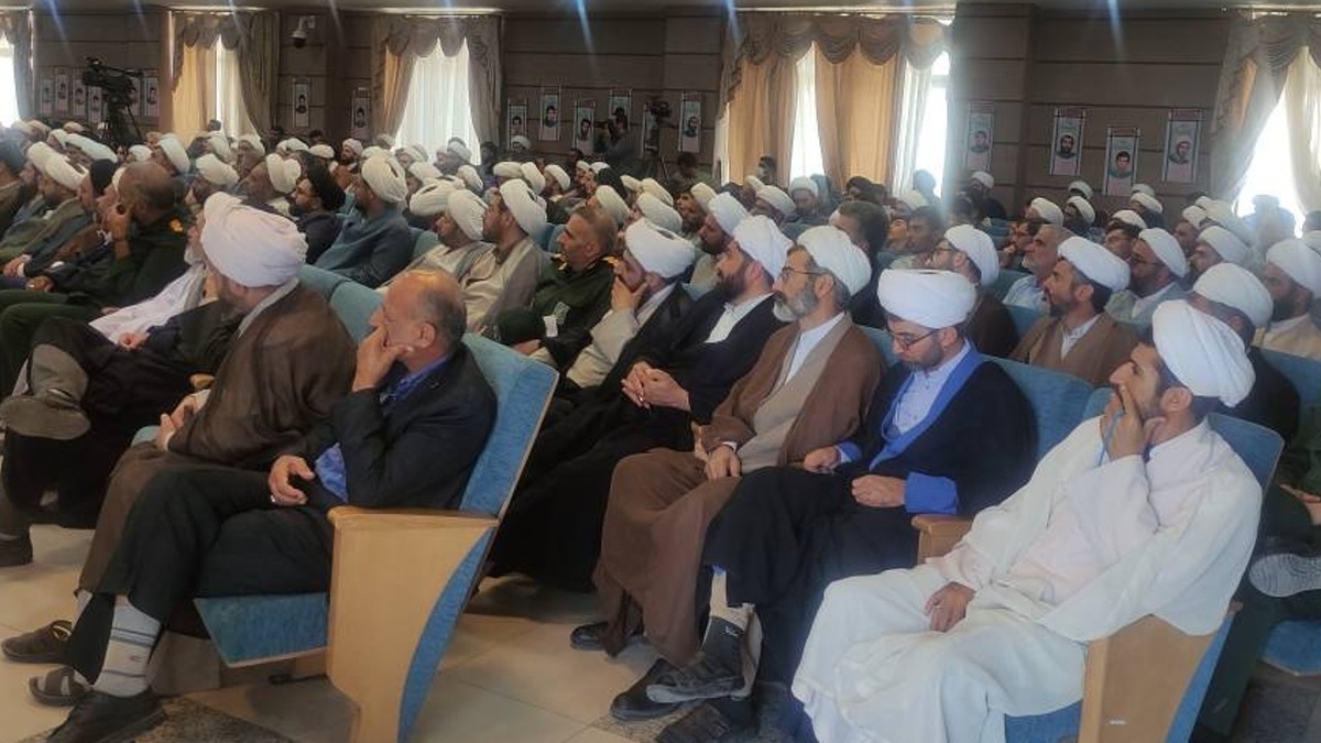 باشگاه خبرنگاران -سفیران جهاد و شهادت؛ روایتگر جان‌فشانی ۸۰ روحانی چهارمحال و بختیاری