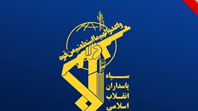 گزارش تحلیلی: هشدار قاطع فرمانده نیروی دریایی سپاه: فریب آمریکا را نخورید؛ هر تحرک مشکوک هدف قرار می‌گیرد | باشگاه خبرنگاران جوان - کد d29c