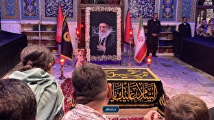 حال و هوای زیارت مزار نورانی رهبر شهید انقلاب در رواق دارالذکر + فیلم