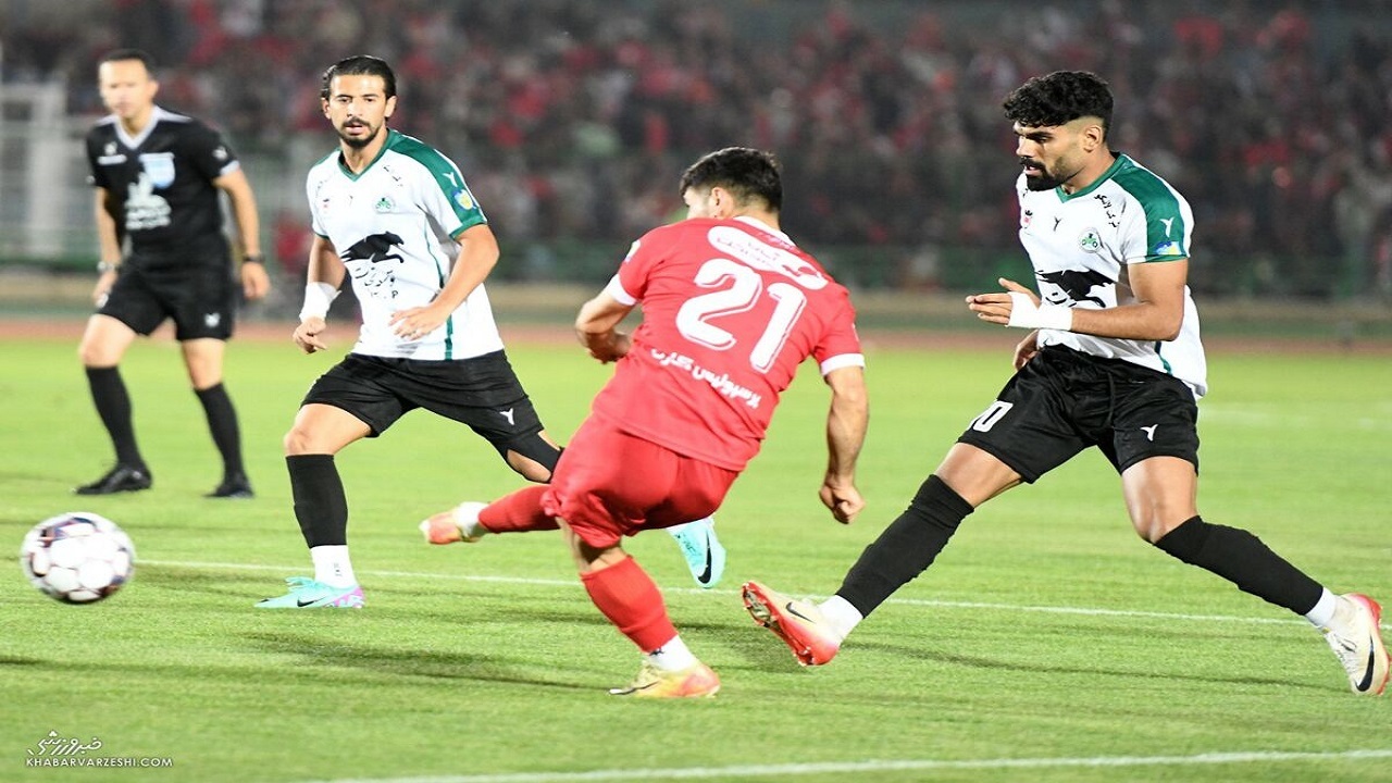 پرسپولیس ۰-۰ ذوب آهن/ گزارش زنده بازی