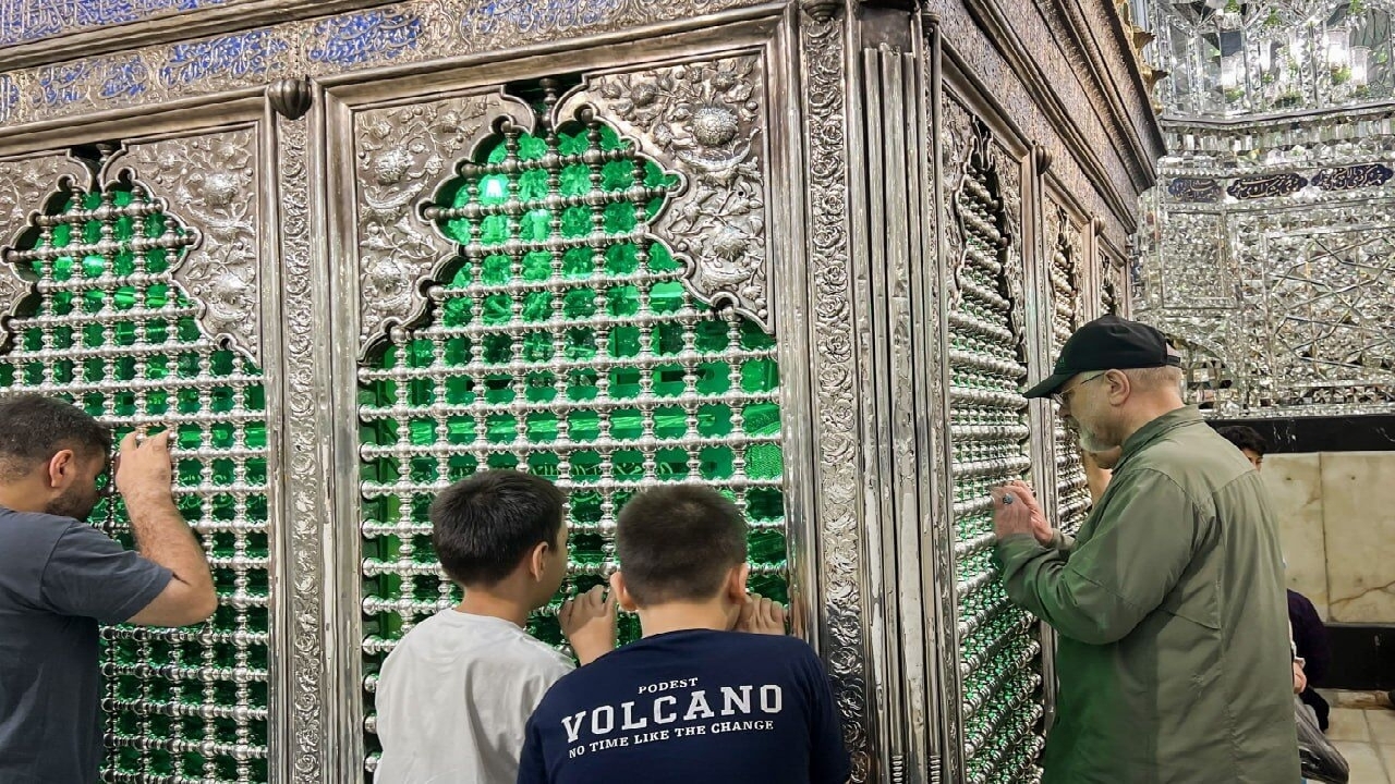 حضور قالیباف در حرم مطهر حضرت عبدالعظیم حسنی (ع)