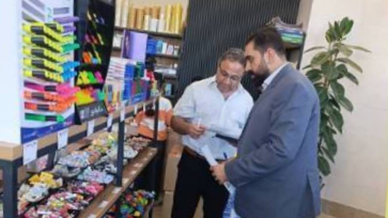 ۳ واحد متخلف در گشت مشترک تعزیرات و صمت از بازار نوشت‌افزار شناسایی شدند