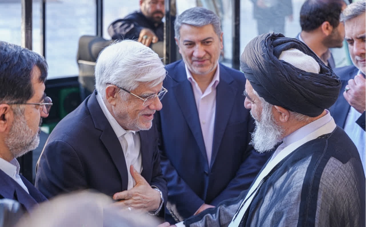 دیدار عارف با علما و مراجع تقلید در قم دیدار عارف با علما و مراجع تقلید در قم