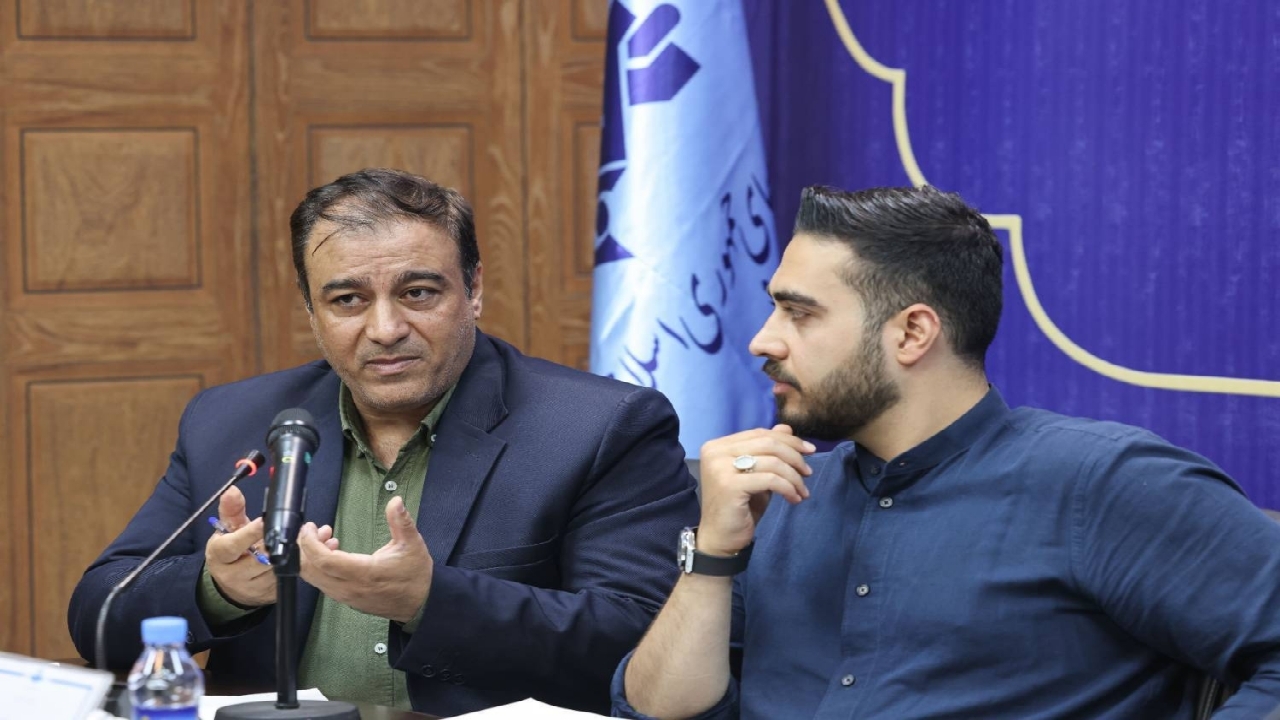 کارشناس مجریان لبنانی و یمنی به برنامه «قرارگاه جنگ» اضافه می‌شوند/ تلاش برنامه روایت جنگ است + فیلم