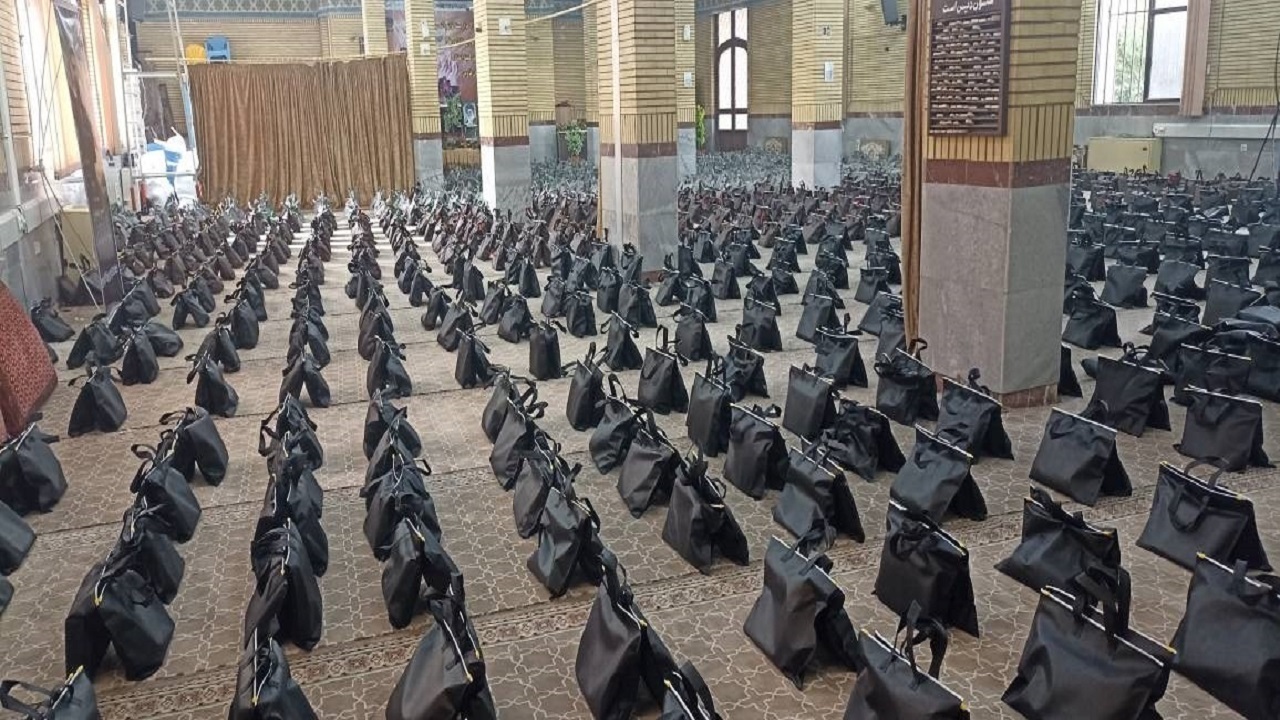 تهیه نوشت‌افزار برای ۹ هزار دانش‌آموز نیازمند استان قزوین