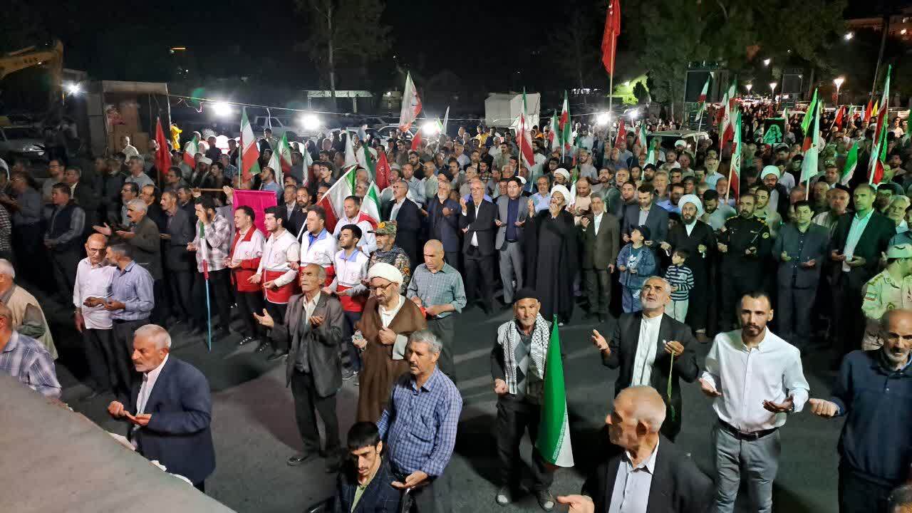 راهپیمایی و تجمع مردم انقلابی خوی در میدان مقاومت
