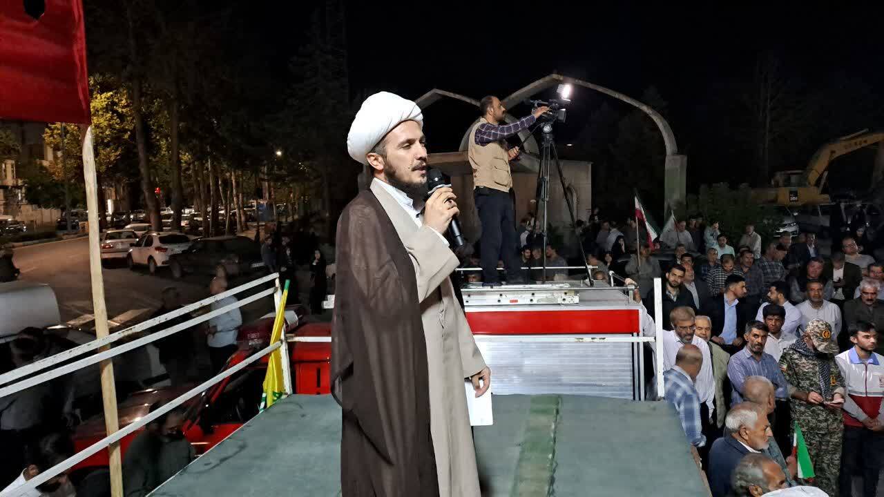 راهپیمایی و تجمع مردم انقلابی خوی در میدان مقاومت