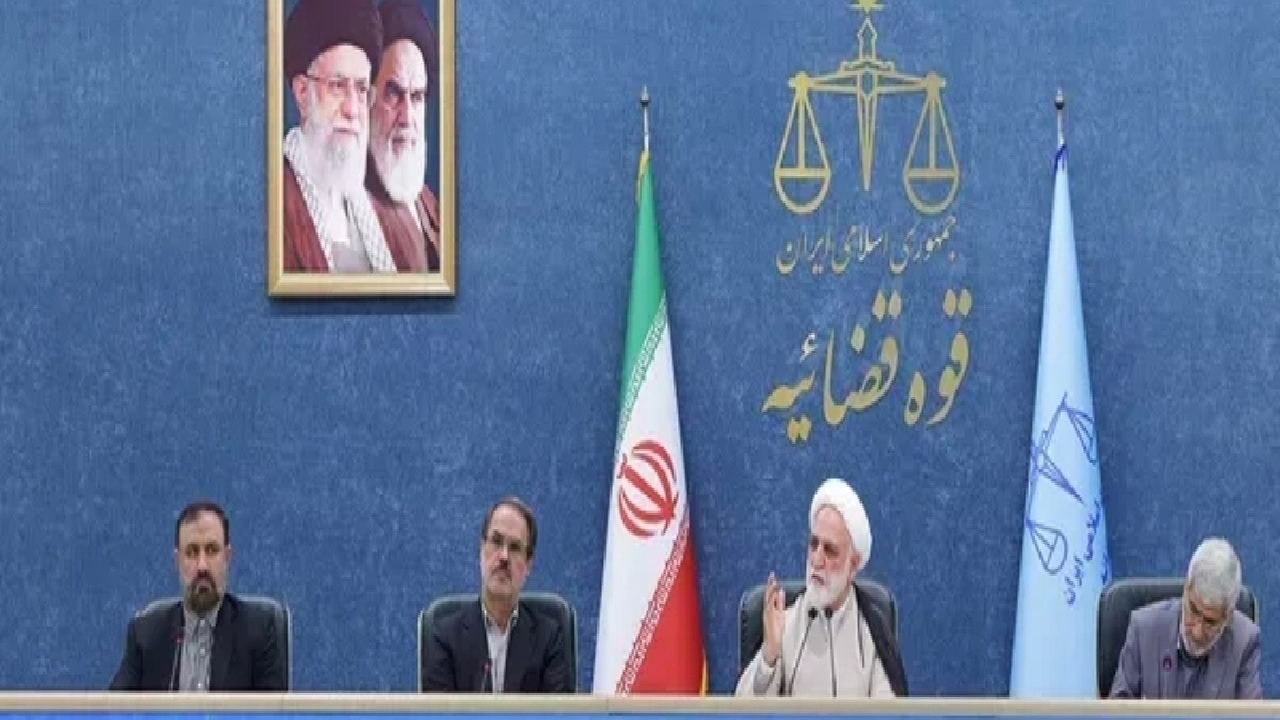 رئیس قوه قضاییه:طرفدار پروپاقرص برگزاری دادگاه‌های علنی هستم