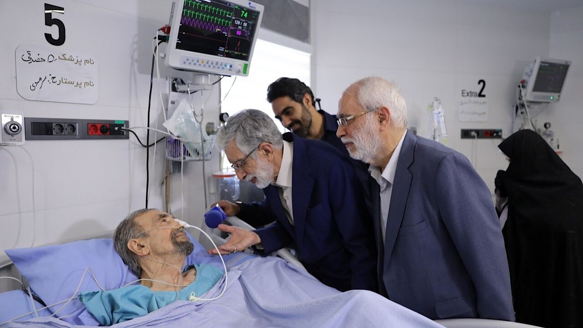 باشگاه خبرنگاران -عیادت نمایندگان رهبر معظم انقلاب از سیدعلی موسوی گرمارودی