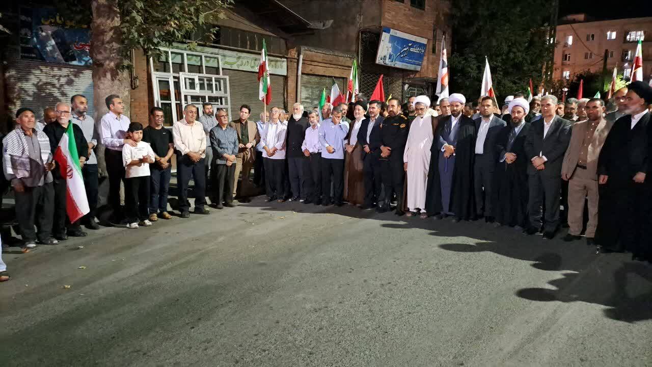 تجمع مردم خوی در ایستگاه اقتدار و مقاومت تجمع مردم خوی در ایستگاه اقتدار و مقاومت
