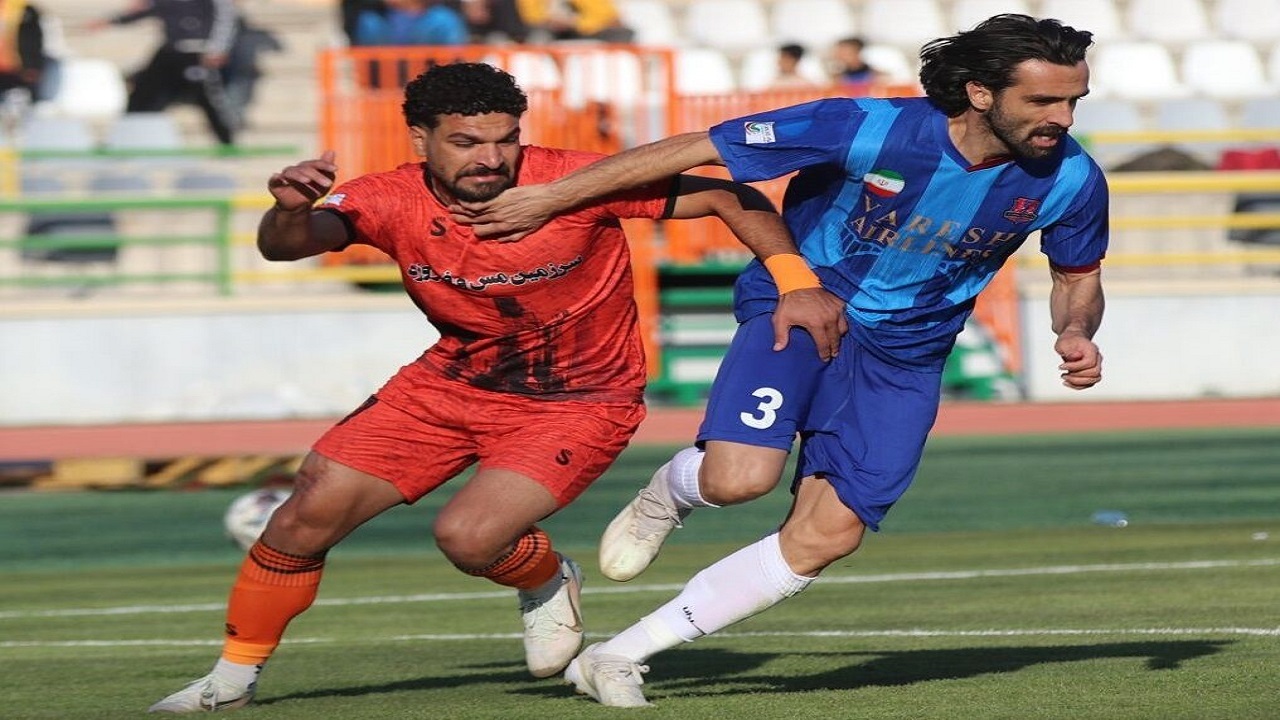 جدال حساس مس شهر بابک و نساجی مازندران