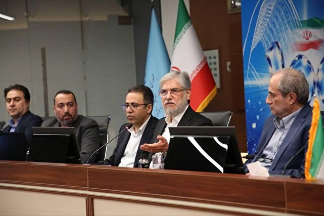 سیمایی: مراقب باشید پارک‌های علم و فناوری گرفتار تورم مقررات نشوند